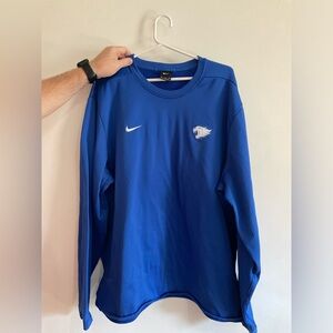 University of Kentucky NCAA Wildcat Basketball Nike Pullover